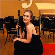 Bonjour, je m appelle Andreea et je suis très entusiasme par cette opportunité. La langue anglaise est très importante aujourd'hui pourquoi est un langue internationale qui permet du comunicare avec otre nationalité.So, let s get to work!